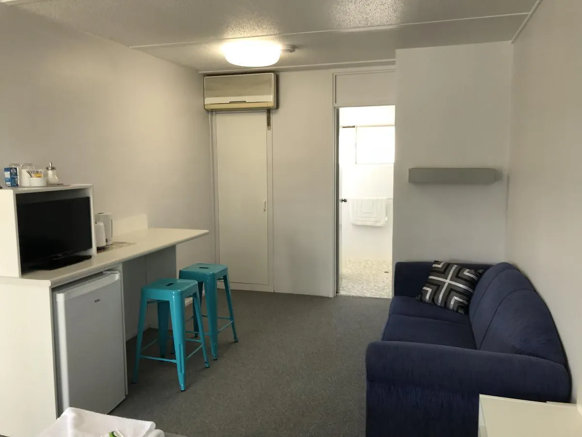 Mermaid Beach At Nobbys Motel Gold Coast