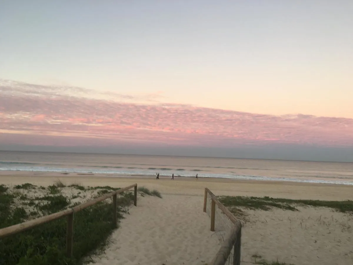 Mermaid Beach At Nobbys Motel Gold Coast